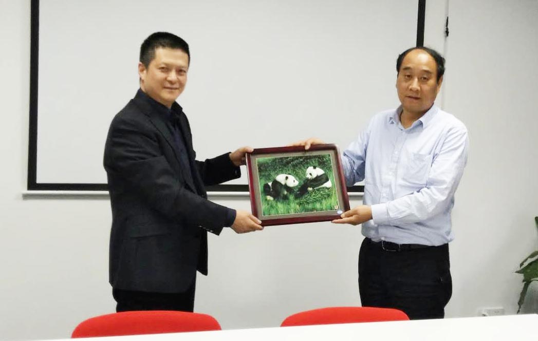 安徽馬鞍山市當(dāng)涂縣長(zhǎng)帶隊(duì)考察東方龍商務(wù)，達(dá)成委托招商合作意向