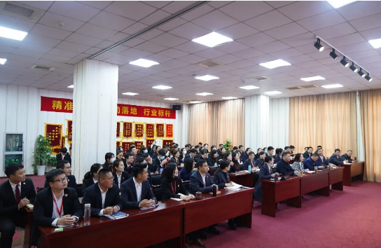 堅(jiān)持項(xiàng)目為王，為全年委托招商服務(wù)工作夯實(shí)基礎(chǔ)，2021年首場(chǎng)月度總結(jié)會(huì)順利舉行