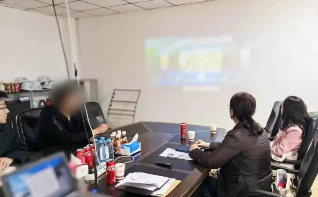 產(chǎn)品廣泛應(yīng)用于港口物流、能源電力、重型制造等領(lǐng)域！遼寧某地方政府實(shí)地對(duì)接專精特新起重設(shè)備擴(kuò)建投資選址項(xiàng)目